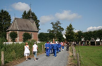 Procession going to the chapel of "Notre-Dame de Bon Vouloir in Havré.