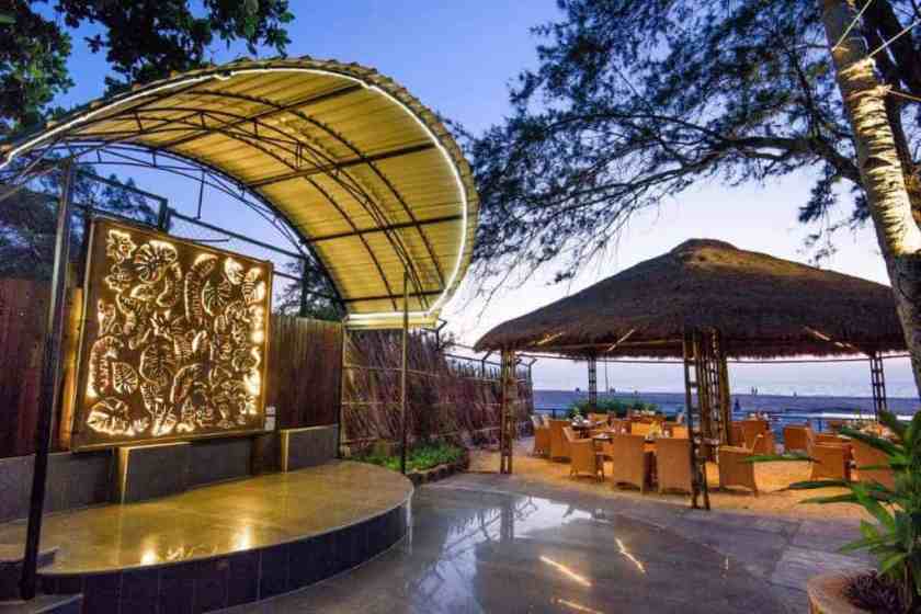 Beleza By The Beach Bar