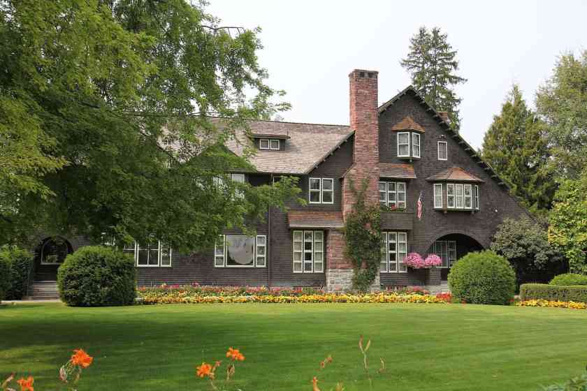 Conrad Mansion Montana