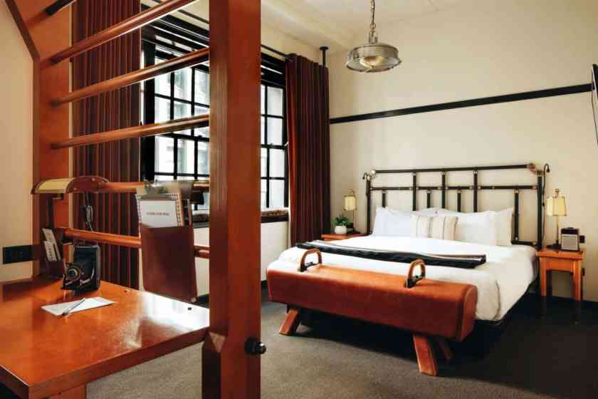 Chicago Athletic Association Bedroom
