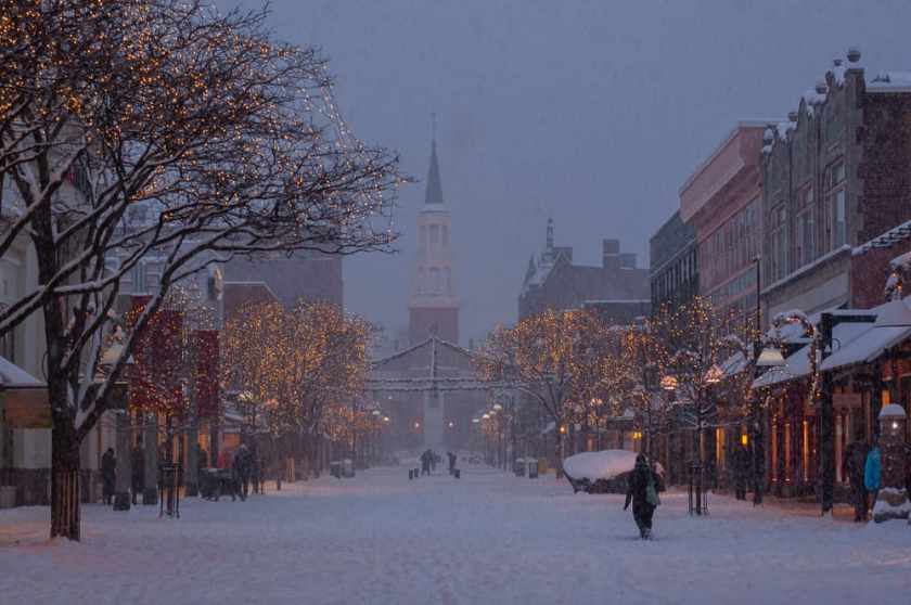 17 Amazing Places to Visit in December in the USA 22 Christmas in Vermont
