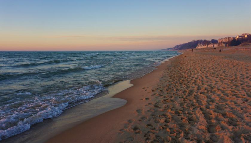 18 Most Beautiful Places to Visit in Michigan 9 Holland State Park Beach
