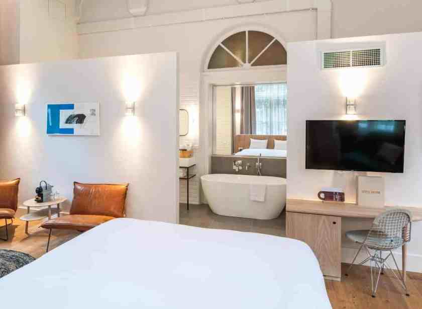 Hotel Arena Guest Room