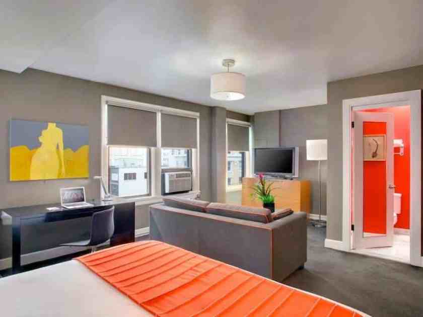 Hotel Max Guest Room