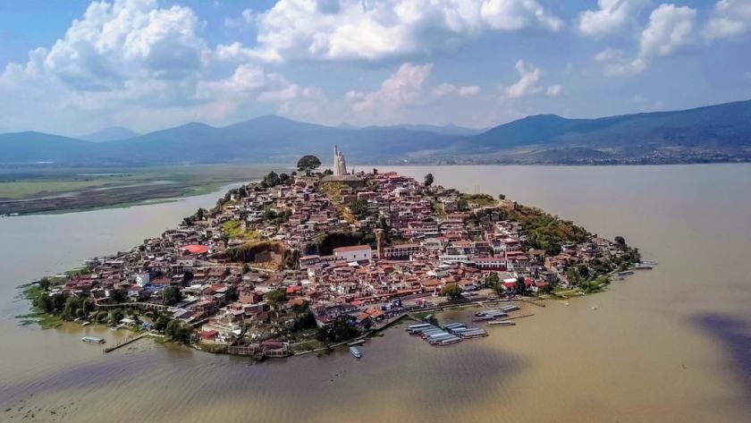 Lago de Patzcuaro Mexico
