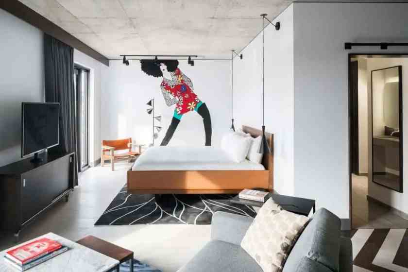 Mavern Hotel Bedroom