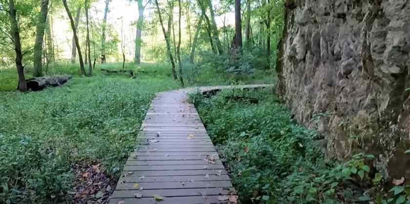 Meramec State Park Pathway