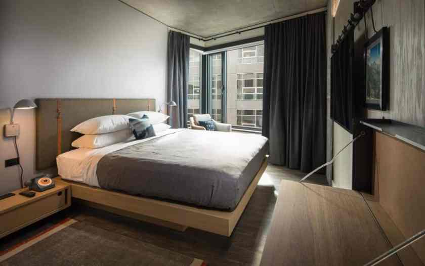 MOXY Downtown Guest Room