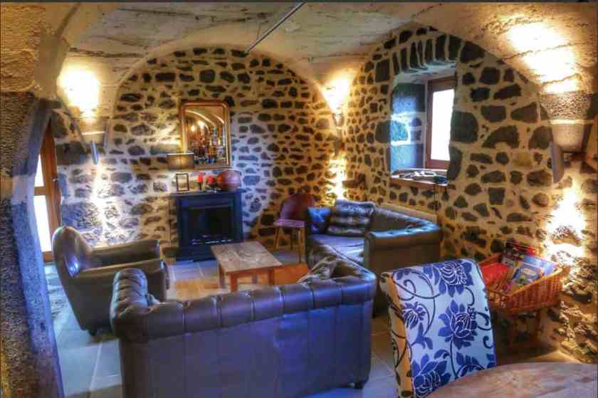 My photo of my stay in Volca Lodges in Auvergne taken in summer 2024