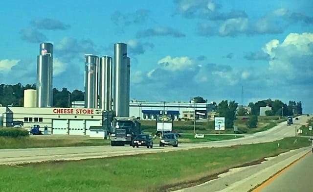 A classic Wisconsin roadside cheese factory