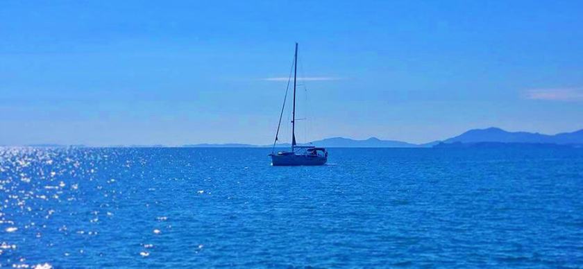 My photograph of boat in Boukari