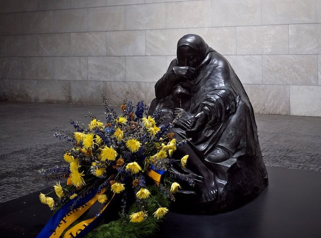 Käthe Kollwitz’s “Mother with Her Dead Son” in Berlin