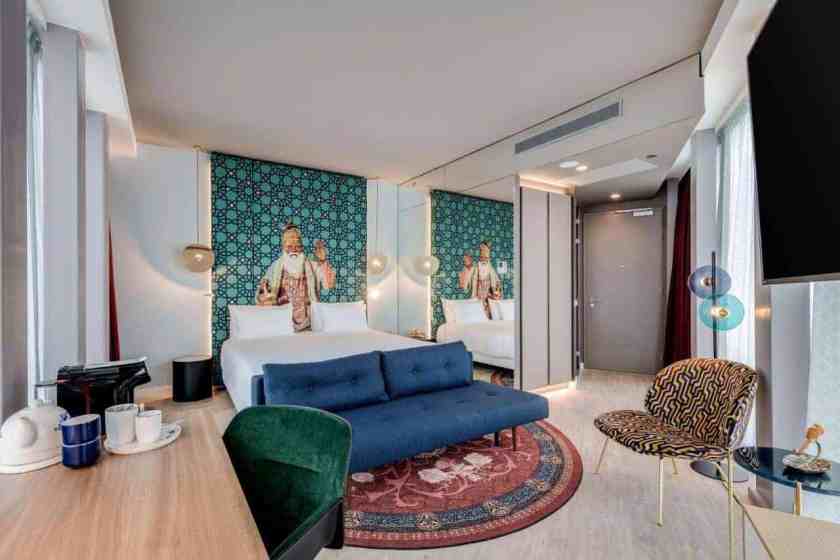 nHow Hotel Guest Room