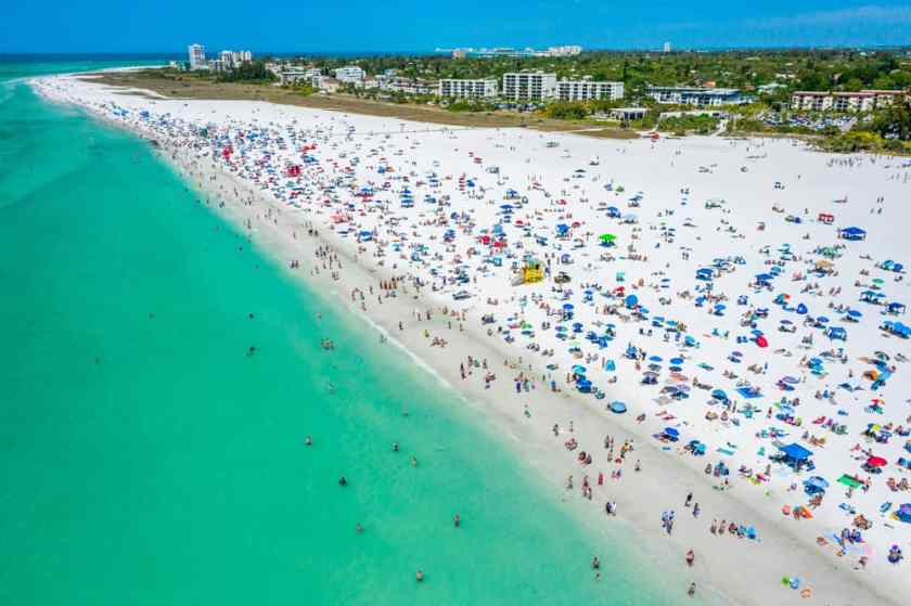 17 Amazing Places to Visit in December in the USA 8 Siesta Key Florida - hot December vacations