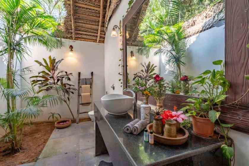 The Bay Agonda - my Bathroom