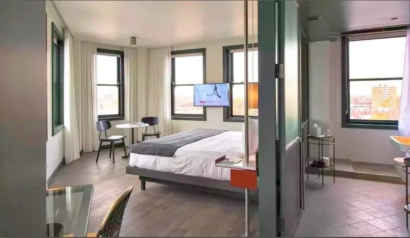 The Robey Hotel in Chicago